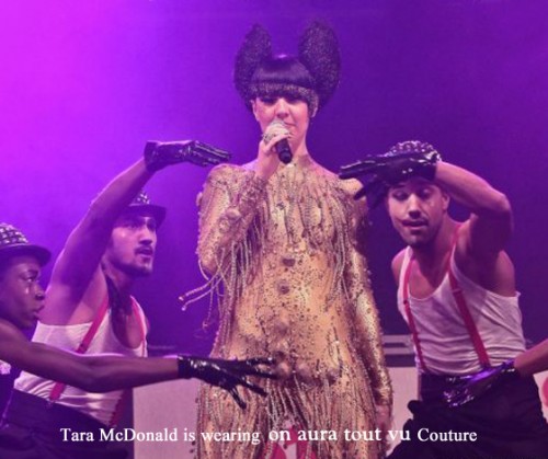 Tara McDonald en concert NRJ porte on aura tout vu Couture 2 .jpg